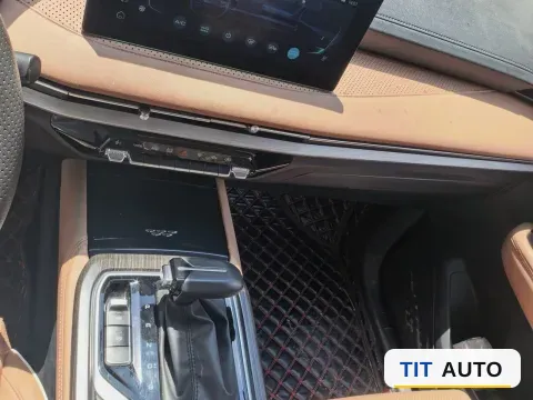 2022 WuLing JiaChen 3