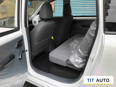 2024 WuLing HongGuang New Energy 4