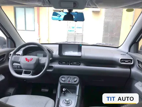 2024 WuLing HongGuang New Energy 5