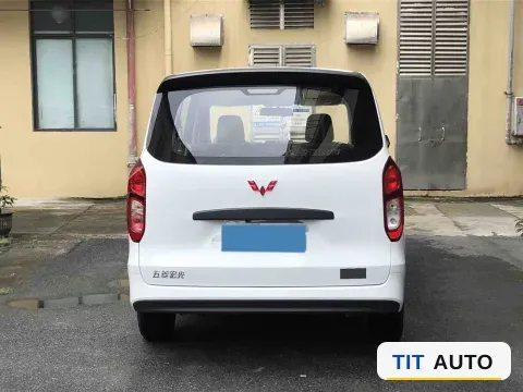 2024 WuLing HongGuang New Energy 8