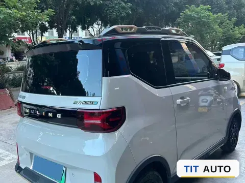 2022 WuLing HongGuang MINI EV 5
