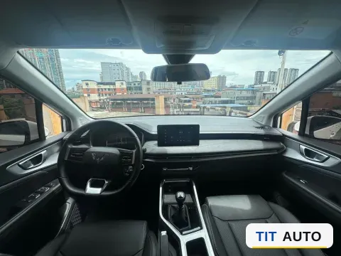 2022 WuLing JiaChen 4
