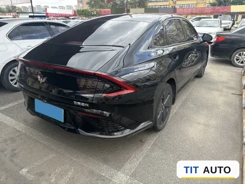 2023 WuLing Starlight 5