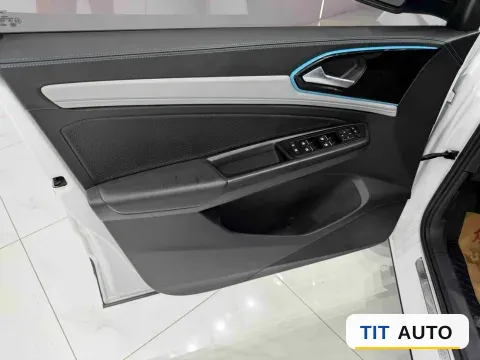2022 Jetta VS5 8