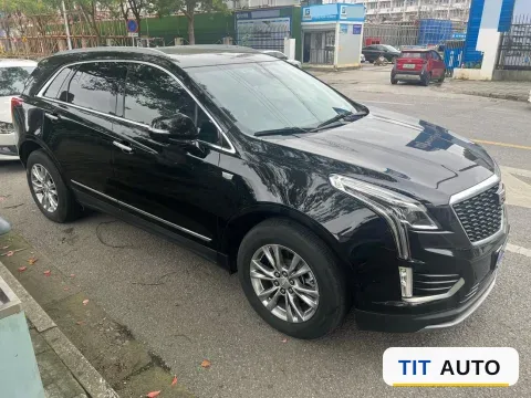 2022 Cadillac XT5 4