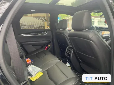2022 Cadillac XT5 5