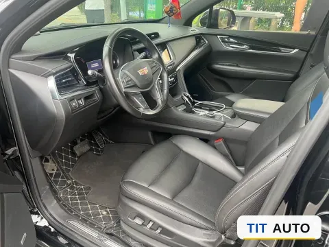 2022 Cadillac XT5 7