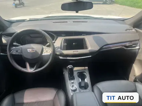 2022 Cadillac XT4 4