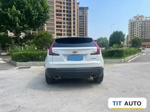 2022 Cadillac XT4 8