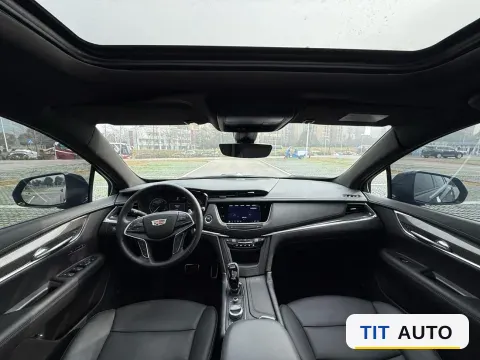 2022 Cadillac XT5 2
