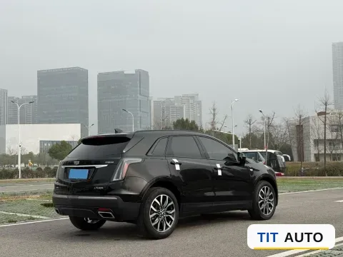2022 Cadillac XT5 5