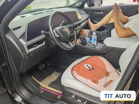 2024 Cadillac XT4 3