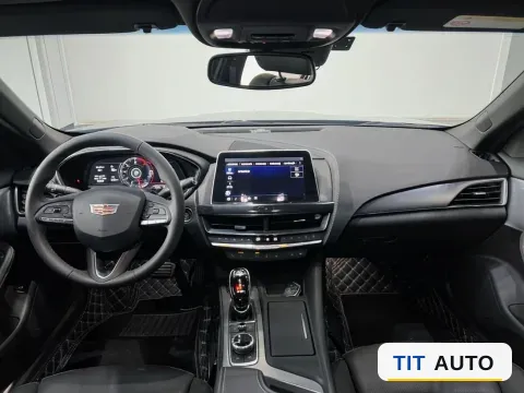 2023 Cadillac CT5 8