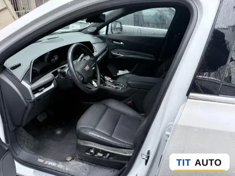 2023 Cadillac XT4 2