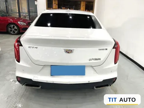 2023 Cadillac CT4 8