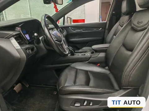 2021 Cadillac XT5 4
