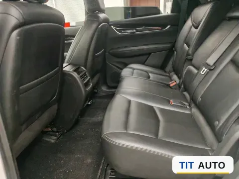 2021 Cadillac XT5 5