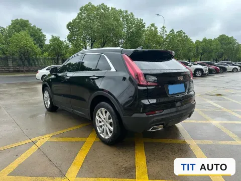 2023 Cadillac XT4 6