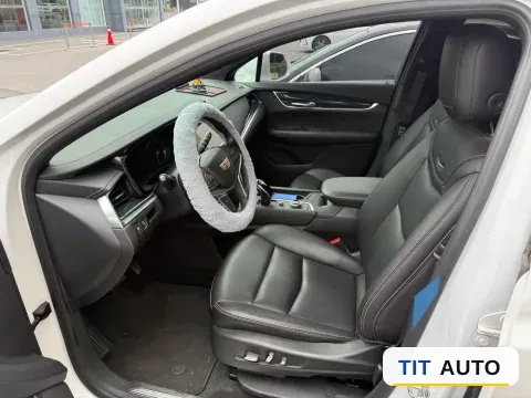 2021 Cadillac XT5 2