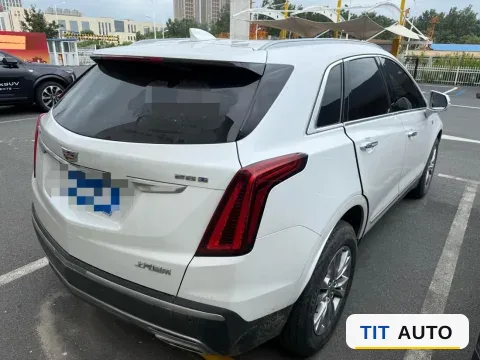 2021 Cadillac XT5 5