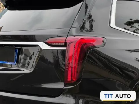 2021 Cadillac XT6 7