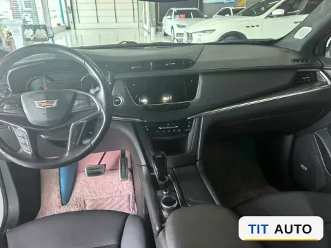 2022 Cadillac XT5 3