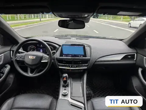 2022 Cadillac CT5 5
