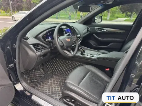2022 Cadillac CT5 6