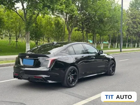 2022 Cadillac CT5 9