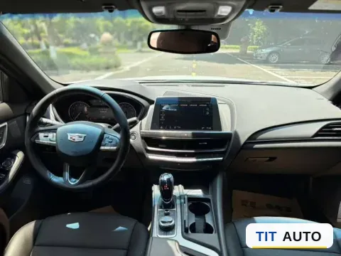 2022 Cadillac CT5 6