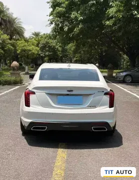 2022 Cadillac CT5 8