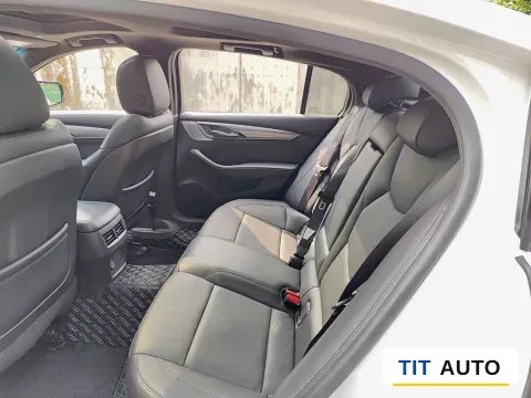 2023 Cadillac CT5 6