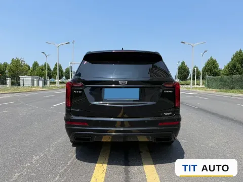2022 Cadillac XT6 10