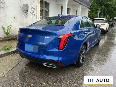 2022 Cadillac CT4 7