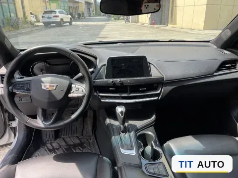 2023 Cadillac CT4 5