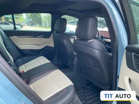 2025 Cadillac CT5 5
