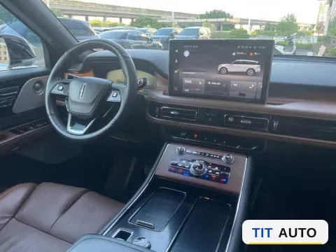 2020 Lincoln Aviator 10