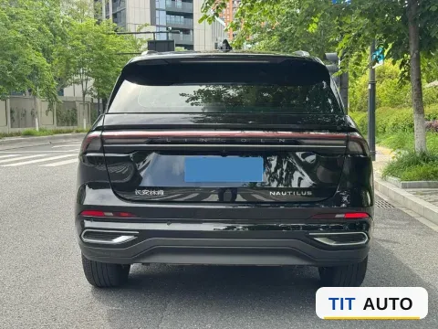 2023 Lincoln Nautilus 6
