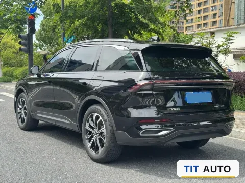2023 Lincoln Nautilus 7