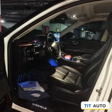 2021 Lincoln Aviator 2