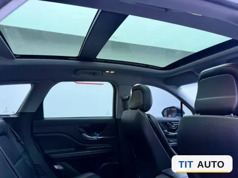 2020 Lincoln Corsair 11