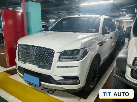 2020 Lincoln Navigator