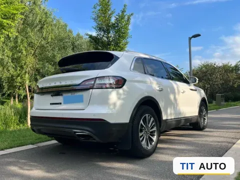 2019 Lincoln Nautilus 2