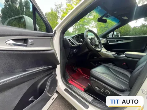2019 Lincoln Nautilus 13