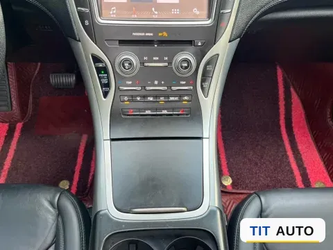 2019 Lincoln Nautilus 15