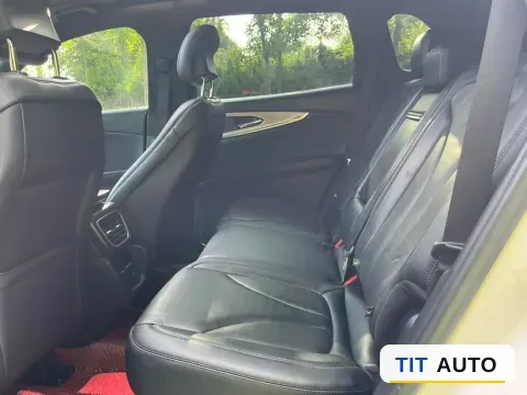 2019 Lincoln Nautilus 5