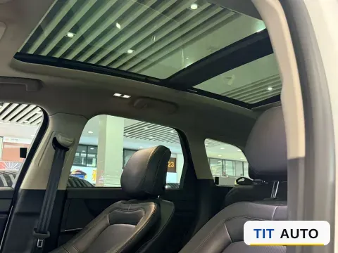 2024 Lincoln Corsair 8