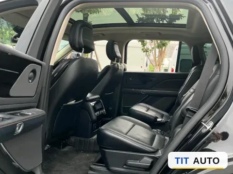 2021 Lincoln Aviator 3