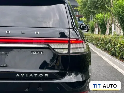 2021 Lincoln Aviator 10