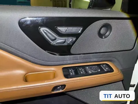 2020 Lincoln Aviator 13